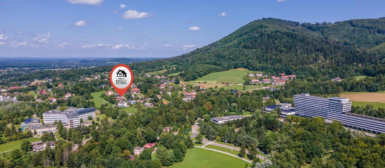 Willa Bialy Domek Ustroń Exterior foto